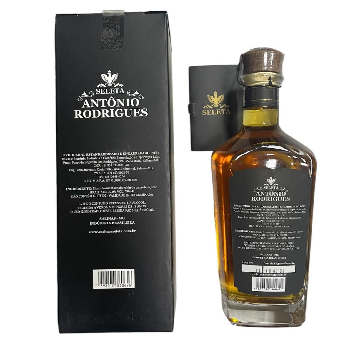 Cachaça Antônio Rodrigues Extra Premium Carvalho Salinas MG Artesanal Edição Limitada